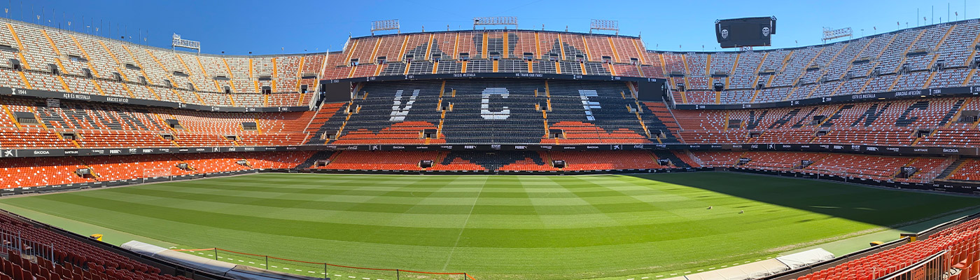 Bezoek Valencia CF tijdens een trainingskamp in Valencia